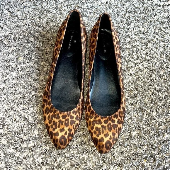 BANDOLINO Shoes Size 9.1/2 léopards