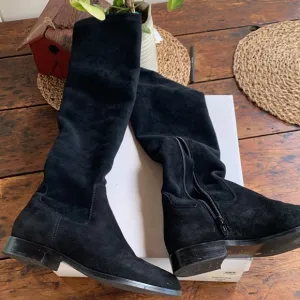 Barney’s New York boots