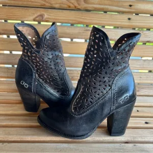 Bed|Stu Irma Graphito Rustic Black Women's Leather Ankle Boots