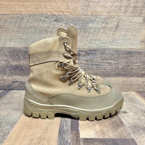 Belleville Mountain MCB 950 GoreTex Vibram Combat Hiker Boot Khaki Size 8.5W Men