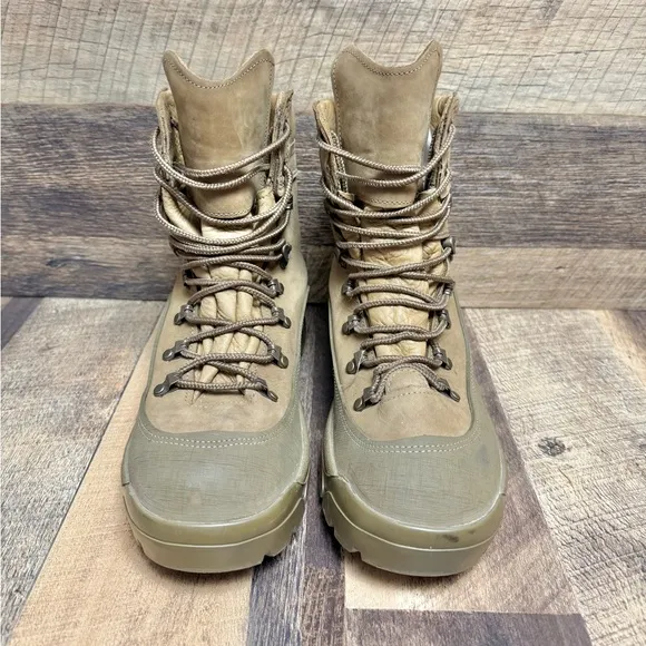 Belleville Mountain MCB 950 GoreTex Vibram Combat Hiker Boot Khaki Size 8.5W Men