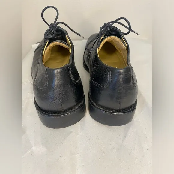 Belvedere Duke cap toe leather shoes