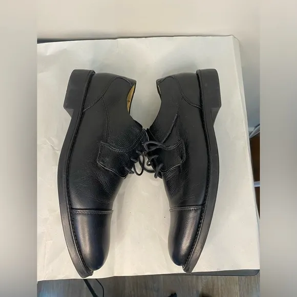 Belvedere Duke cap toe leather shoes