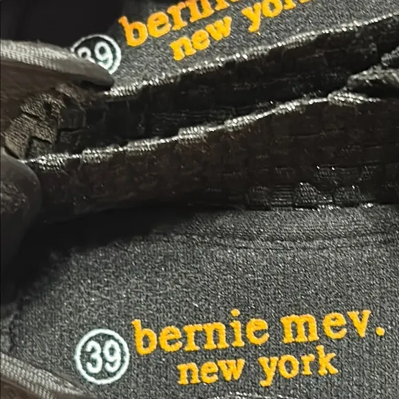 bernie mev. Women's Black metallic Woven Shoes wedge size 39/us8.5 NWT