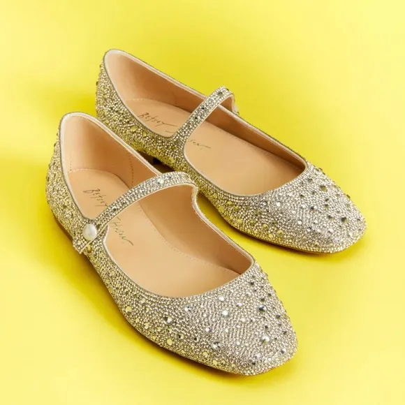 BETSY JOHNSON Elegant Silver Rhinestone Mary Jane Flats NEW IN BOX!