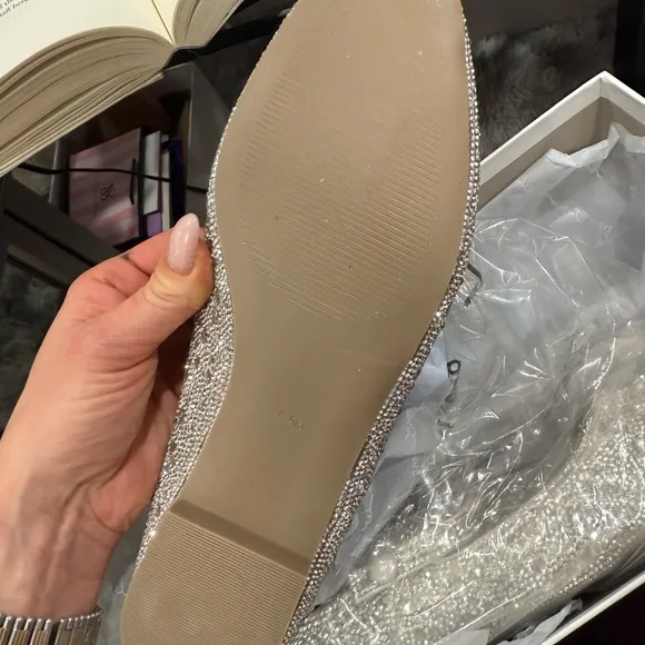 BETSY JOHNSON Elegant Silver Rhinestone Mary Jane Flats NEW IN BOX!
