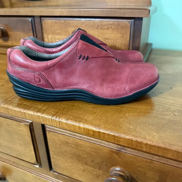 Bionica  Veridas Red Leather Slip-On Shoes