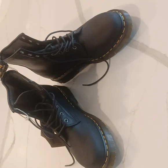 Black Dr. Martens Casual Combat Warmwair Leather Lace Up Boot NEW Men's SZ 12
