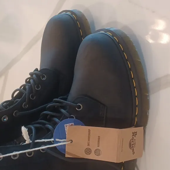 Black Dr. Martens Casual Combat Warmwair Leather Lace Up Boot NEW Men's SZ 12
