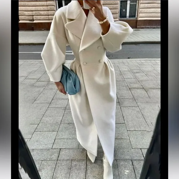 Black / ivory thick luxurious long puff sleeve double breasted trench coat