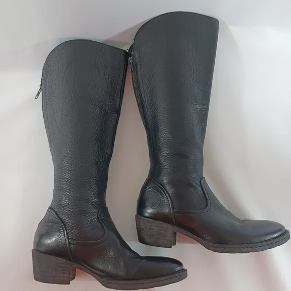 Black Leather Tall Boots Zippered Back