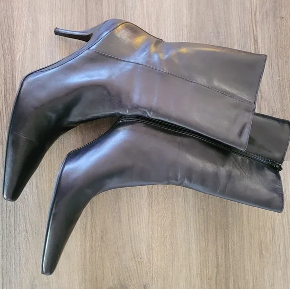 Black Leather Women's Short Boots