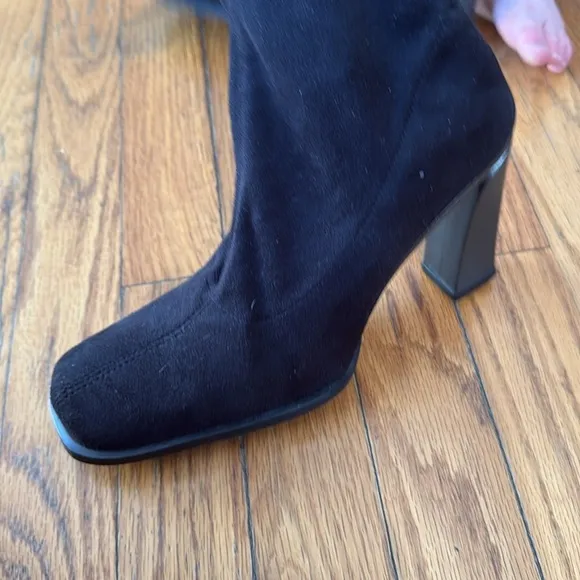 Black tall boots made in Italy 37