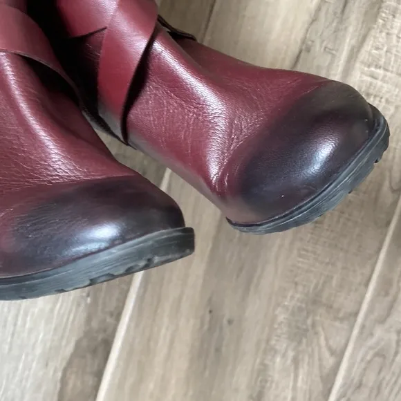 Blondo 6 Frida tall boots