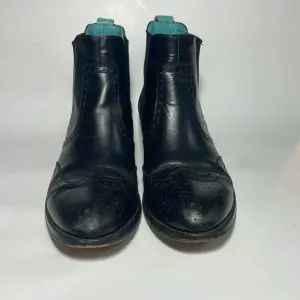 Boden black leather oxford boots size 42