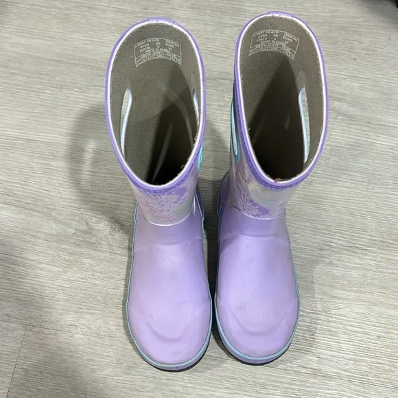 Bogs tie dye splatter rain boots in purple 3Y