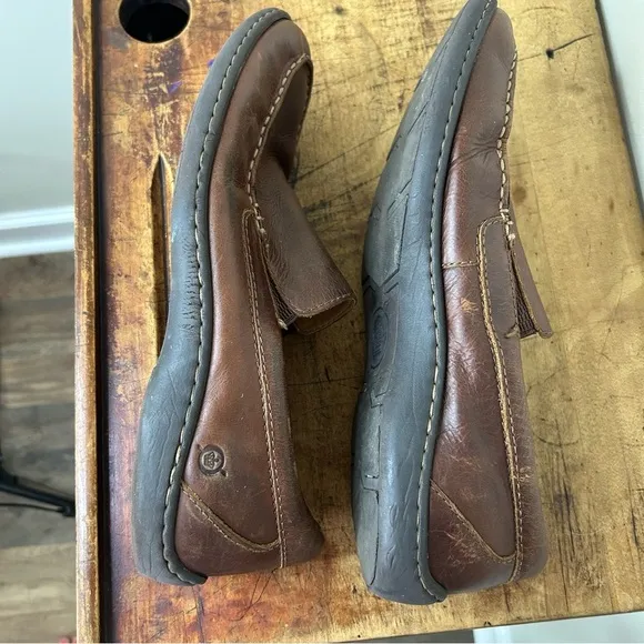 Born brown leather mens size 11.5 shoes, GUC