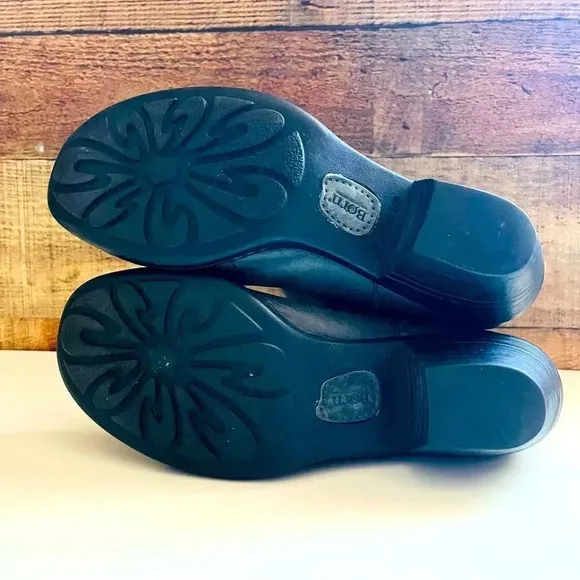 Born Mila In Charcoal Leather/Suede Zippered Boots