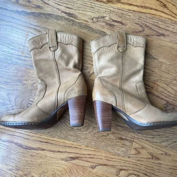 BORN womens short boots‎