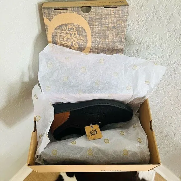 BORN Marcus Lightweight Sneaker, Dress Comfort Shoe, Dark Brown, Size 12, NWT