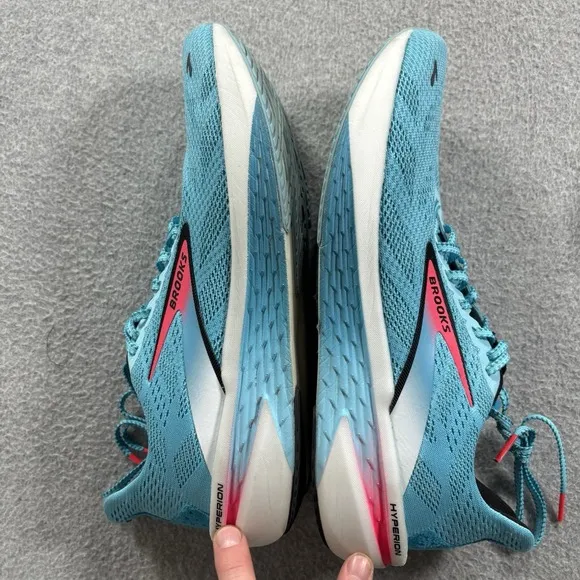 Brooks Hyperion 2 Blue Pink  Women Running Shoes Size 11 B 1204211B441