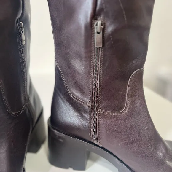 Brown boots