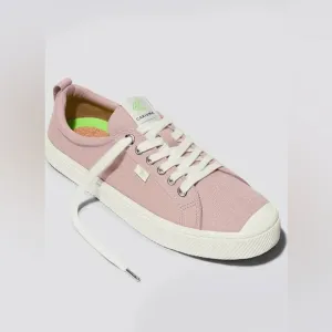 Cariuma OCA Low Rose Canvas Shoes NEW Women’s 11 / Men’s 9.5
