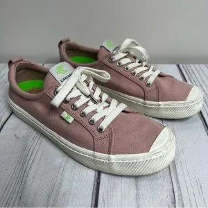 Cariuma OCA Low Rose Canvas Sneakers Shoes Unisex Sz Womens 10.5, Mens 9