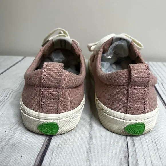 Cariuma OCA Low Rose Canvas Sneakers Shoes Unisex Sz Womens 10.5, Mens 9