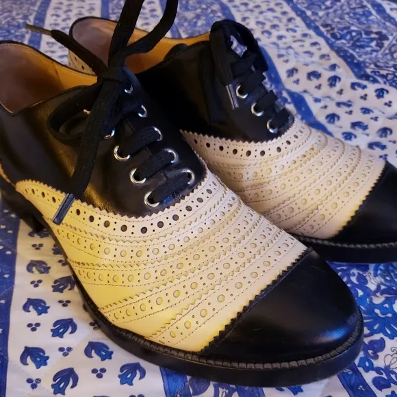 Cavallini Italian Leather Spectator Shoes - Italian Size 37 - US 6.5