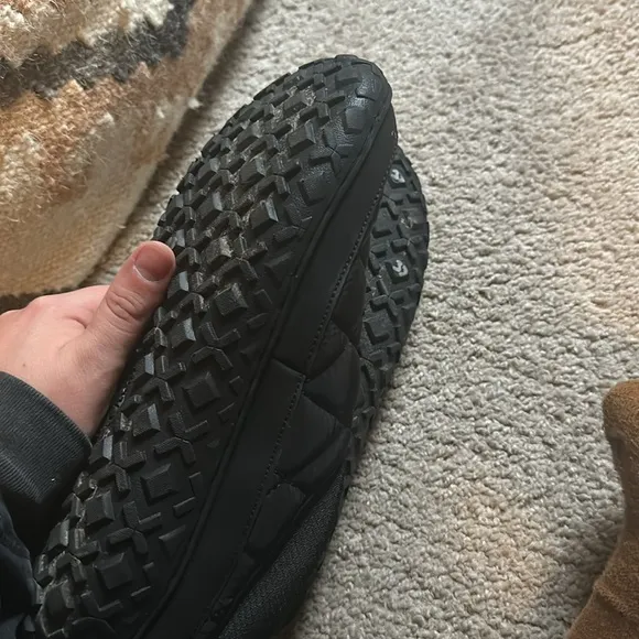Chaco Insulated Puffer Moccasins Shoes