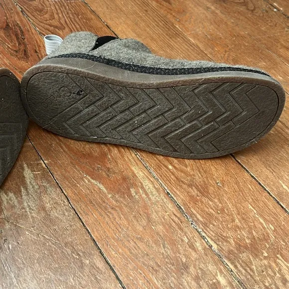 Chaco Revel Chelsea Boot size 6 women’s