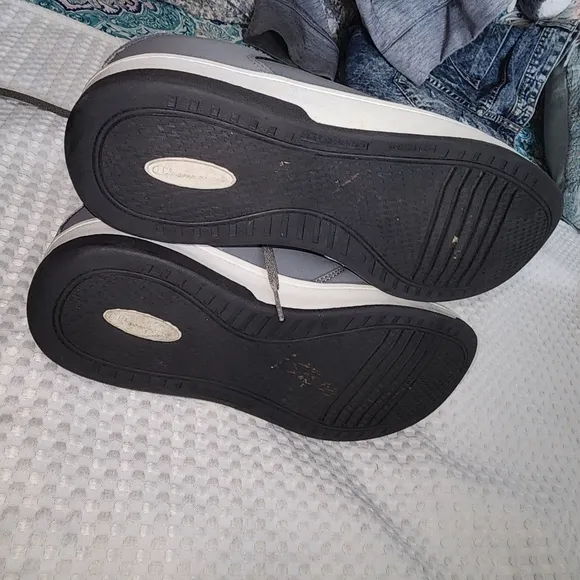 CHAMPION EUC MENS SZ 10 LEATHER GRAY SNEAKER SHOES