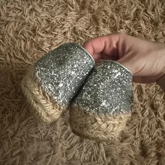 Chiara Ferragni Flirting Silver Glitter Wink Eye Ballet Slip On Flats SZ 36, 5.5