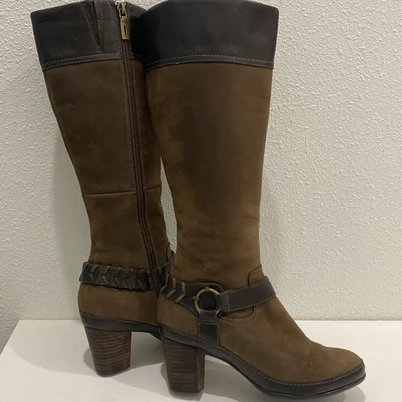 Clarks Artisan Active Air Leather Tall Knee High Harness Heel Boots | Size 6M