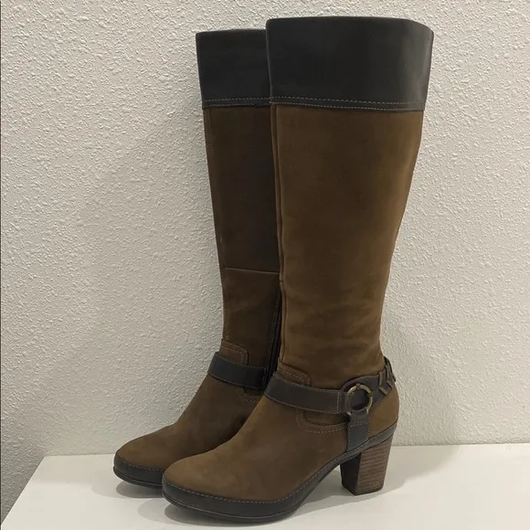 Clarks Artisan Active Air Leather Tall Knee High Harness Heel Boots | Size 6M