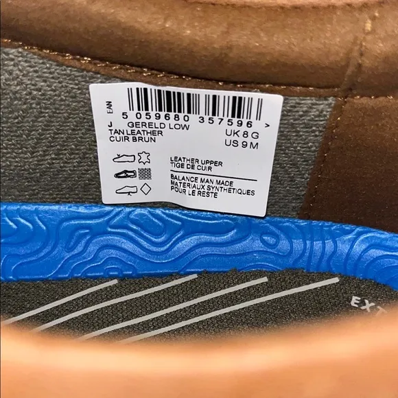 Clarks Brown Boat Shoes with Leather Upper and Low-Profile Design