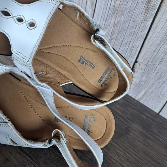 Clarks Leisa Lakelyn White Leather Slingback Sandals Women's Sz 8.5 M (VGC)