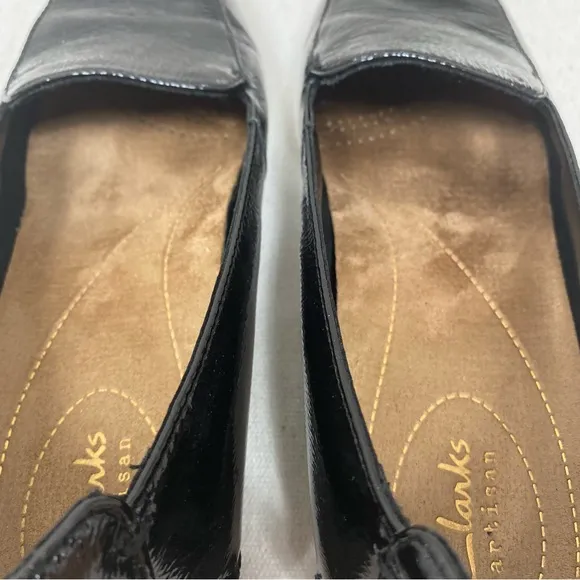 Clarks Women’s Slip On Black Leather Loafers