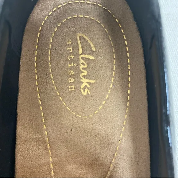 Clarks Women’s Slip On Black Leather Loafers