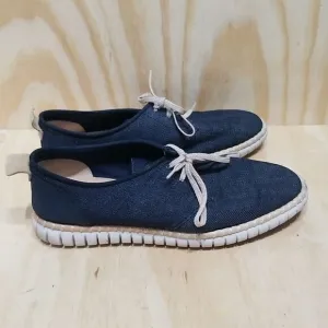 Clarks Canvas Freedom Shoes Men’s  Size 8 1/2