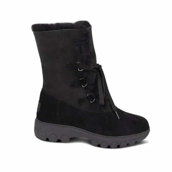 CLOUD NINE SHEEPSKIN WOMEN'S OUTDOOR WINTER BOOT