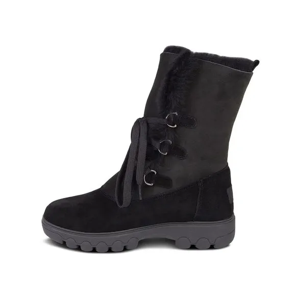 CLOUD NINE SHEEPSKIN WOMEN'S OUTDOOR WINTER BOOT