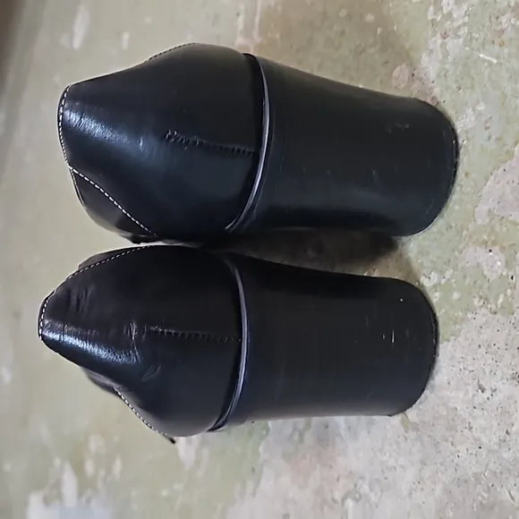 Coach &quot;Edith&quot; Black Leather Shoes Sz 9