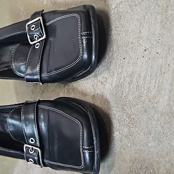 Coach &quot;Edith&quot; Black Leather Shoes Sz 9