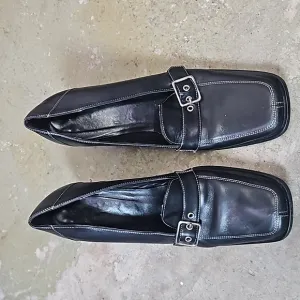 Coach &quot;Edith&quot; Black Leather Shoes Sz 9