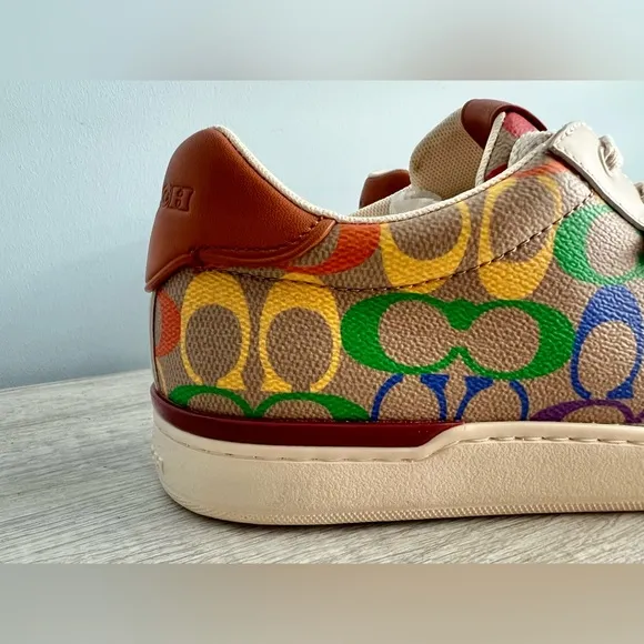 COACH Women's Lowline Low Top Sneaker In Rainbow Signature Canvas Size 11B