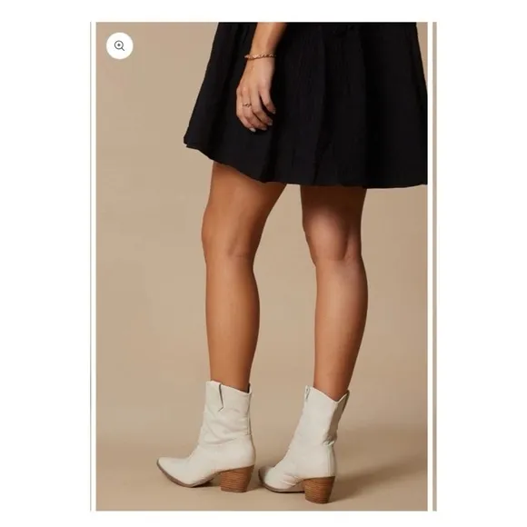 COCONUTS BY MATISSE Free People Short White Vegan Leather Cowboy Boot Size 10