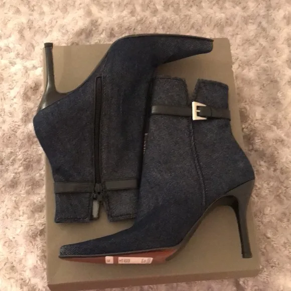 Cole Haan Dark Denim Fabric Short Pointed Toe Boots Size 9 NWT