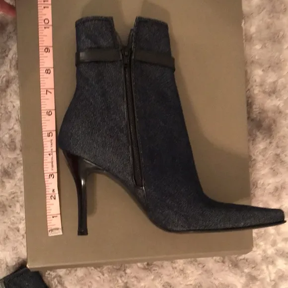 Cole Haan Dark Denim Fabric Short Pointed Toe Boots Size 9 NWT